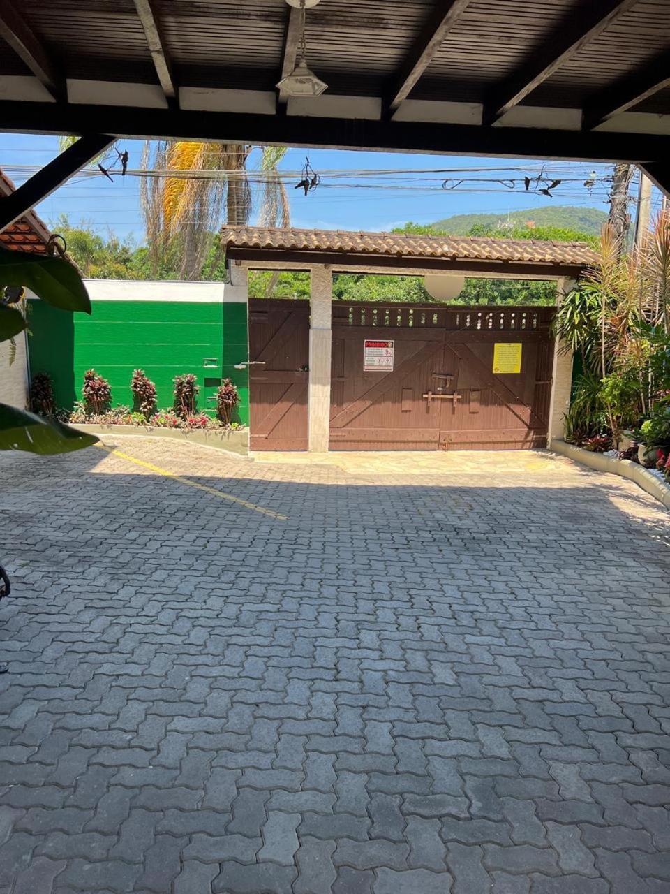 Chales Camburi Sao Sebastiao  Luaran gambar
